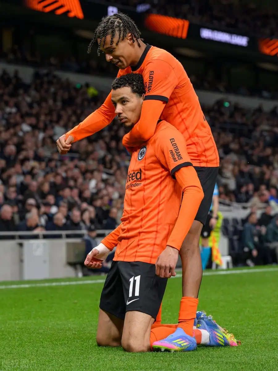 MK体育下载-集结日波尔图复出首秀——欧联节点到来，球迷炸锅，身体对抗强度拉满的简单介绍